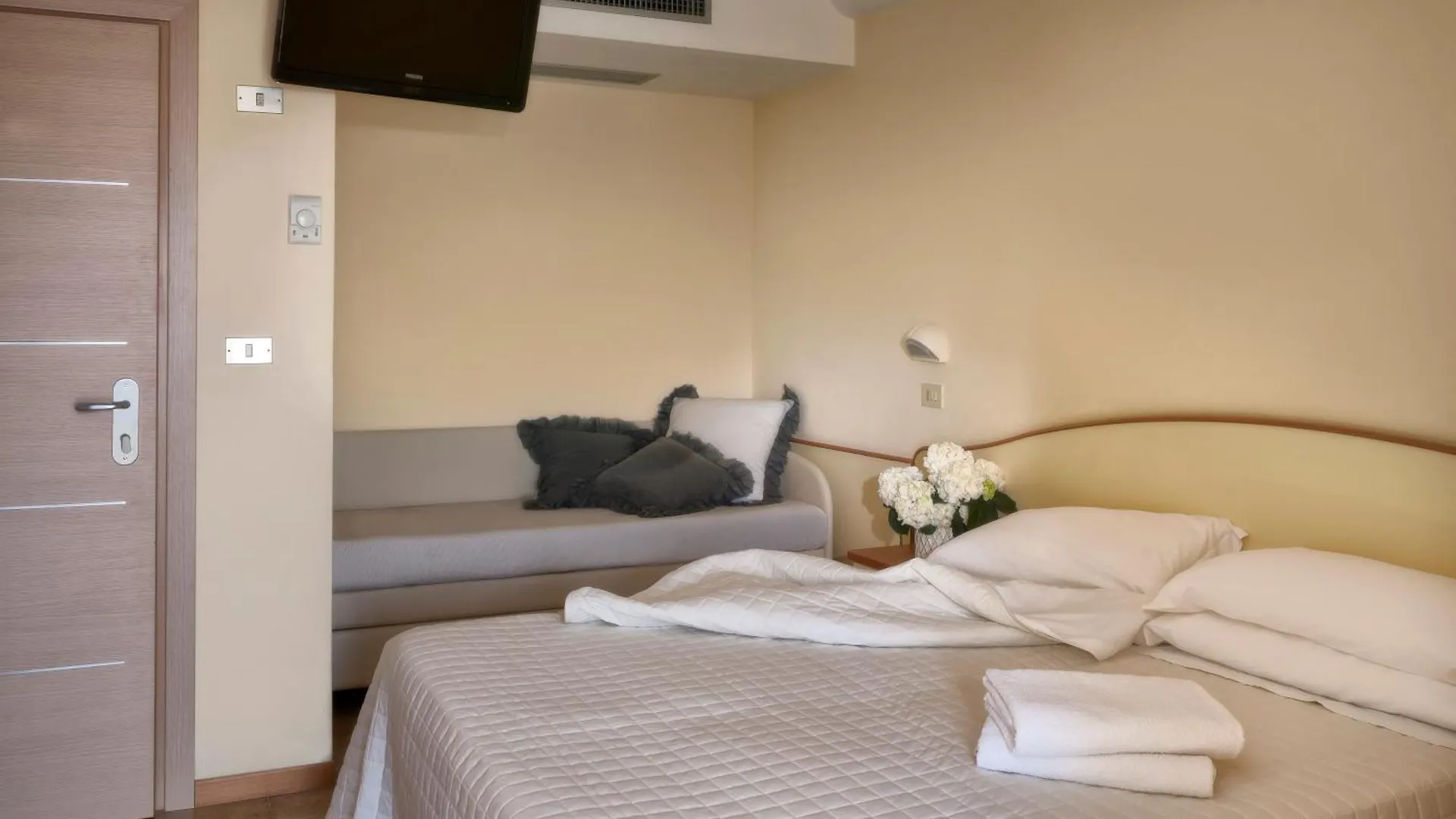 Hotel Mondial Rimini